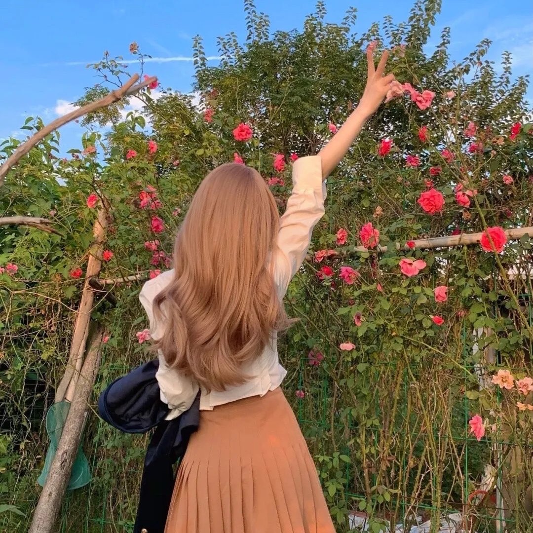 深锁春光一院愁