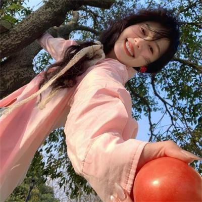 你闺女是锦鲤小福宝